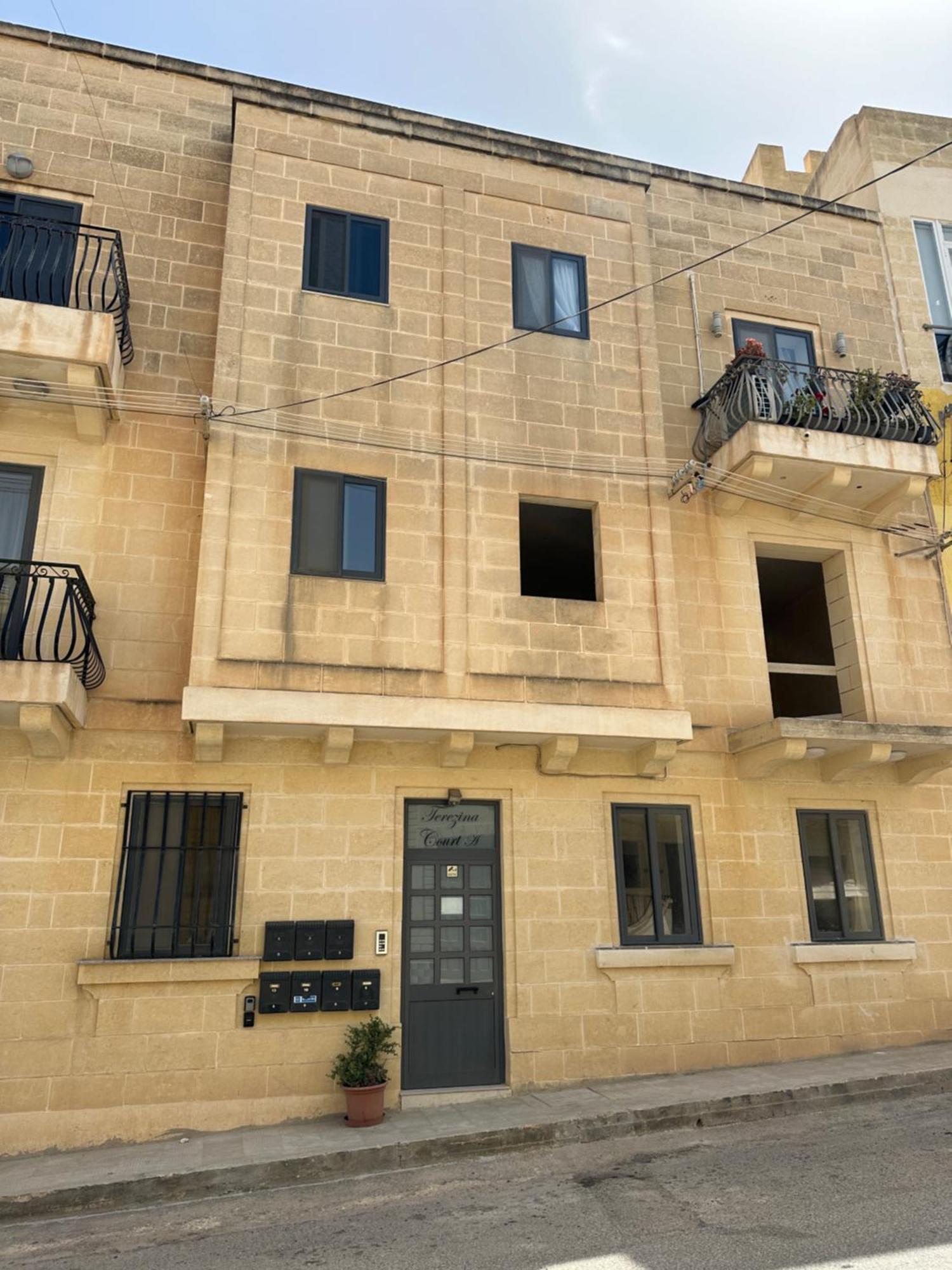 Sunshine Residence Għajnsielem Exterior foto