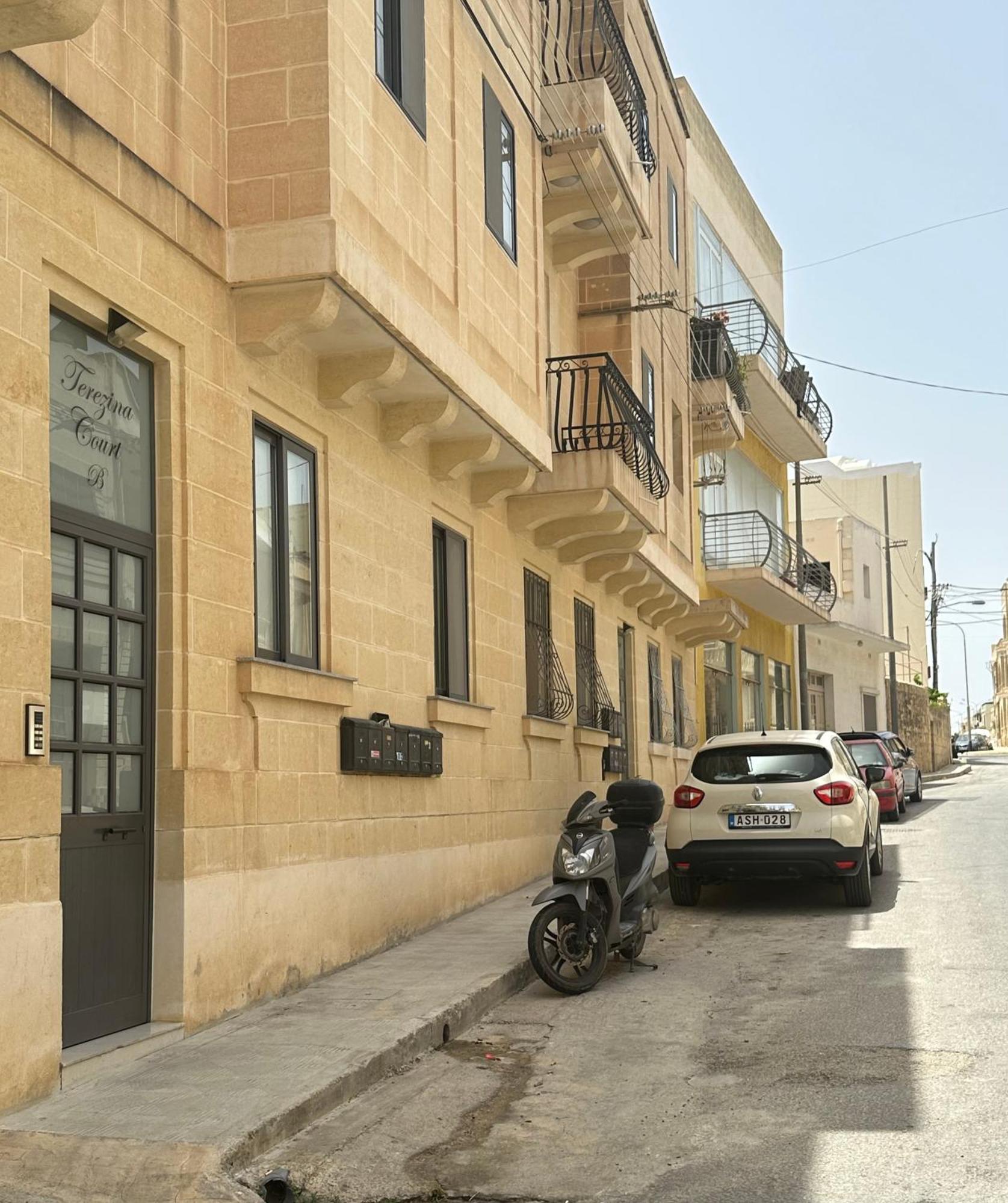 Sunshine Residence Għajnsielem Exterior foto